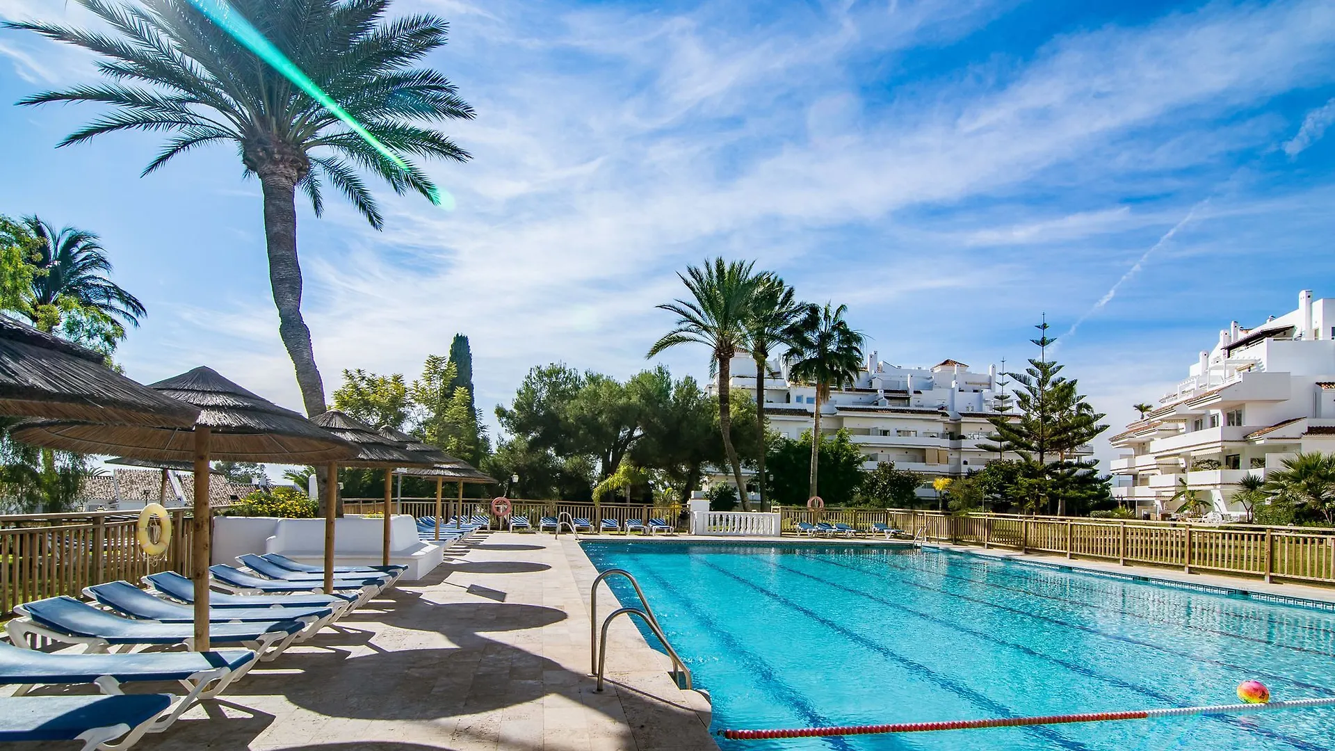 Apartment Las Gardenias II - Roomservice Marbella 0*,  Spanyolország