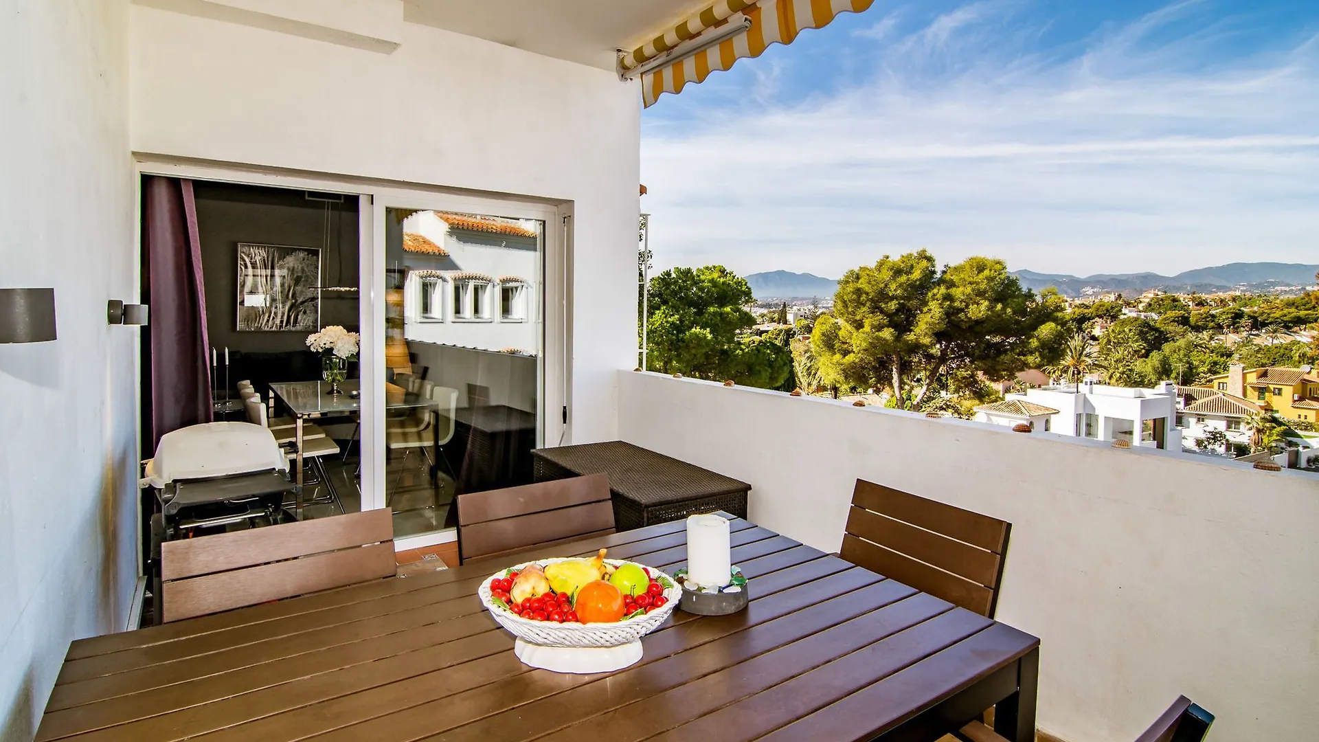 Apartment Las Gardenias II - Roomservice Marbella