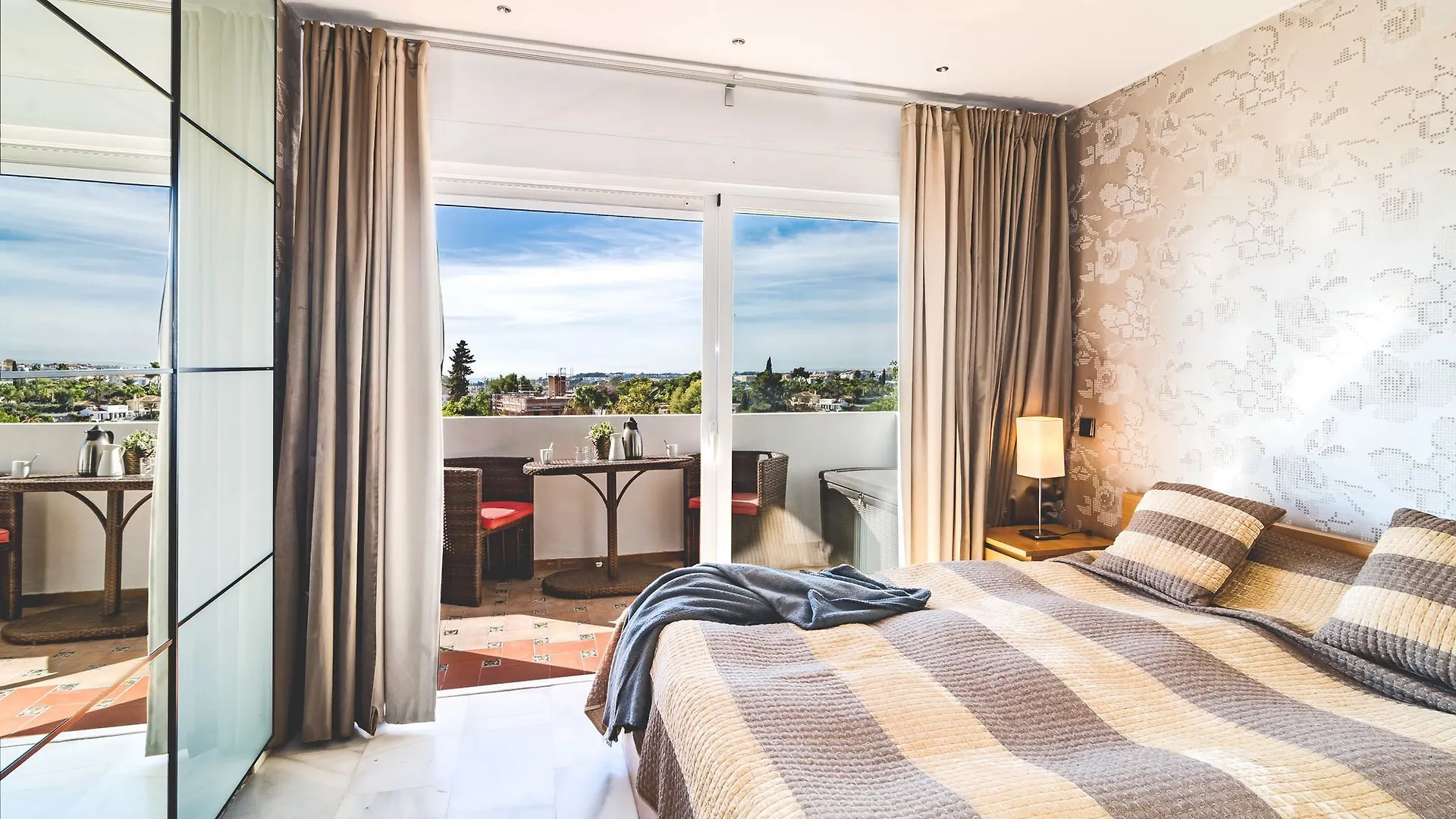 Apartment Las Gardenias II - Roomservice Marbella 0*,